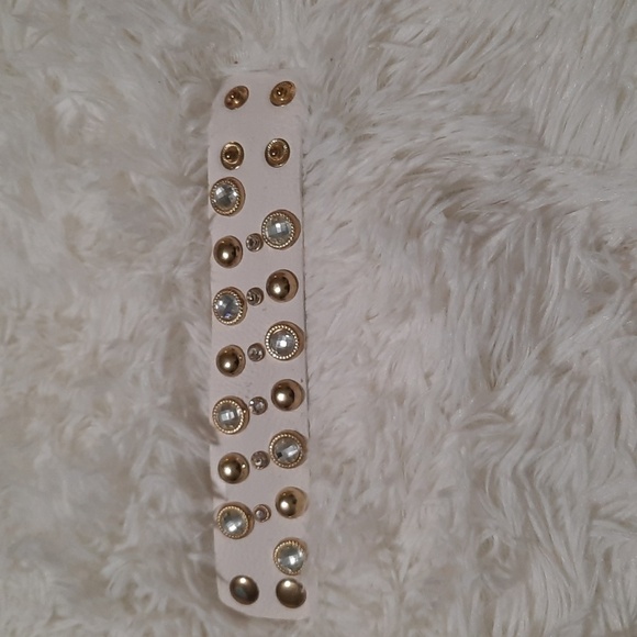 Yik Fung Bracelet - Picture 2 of 6